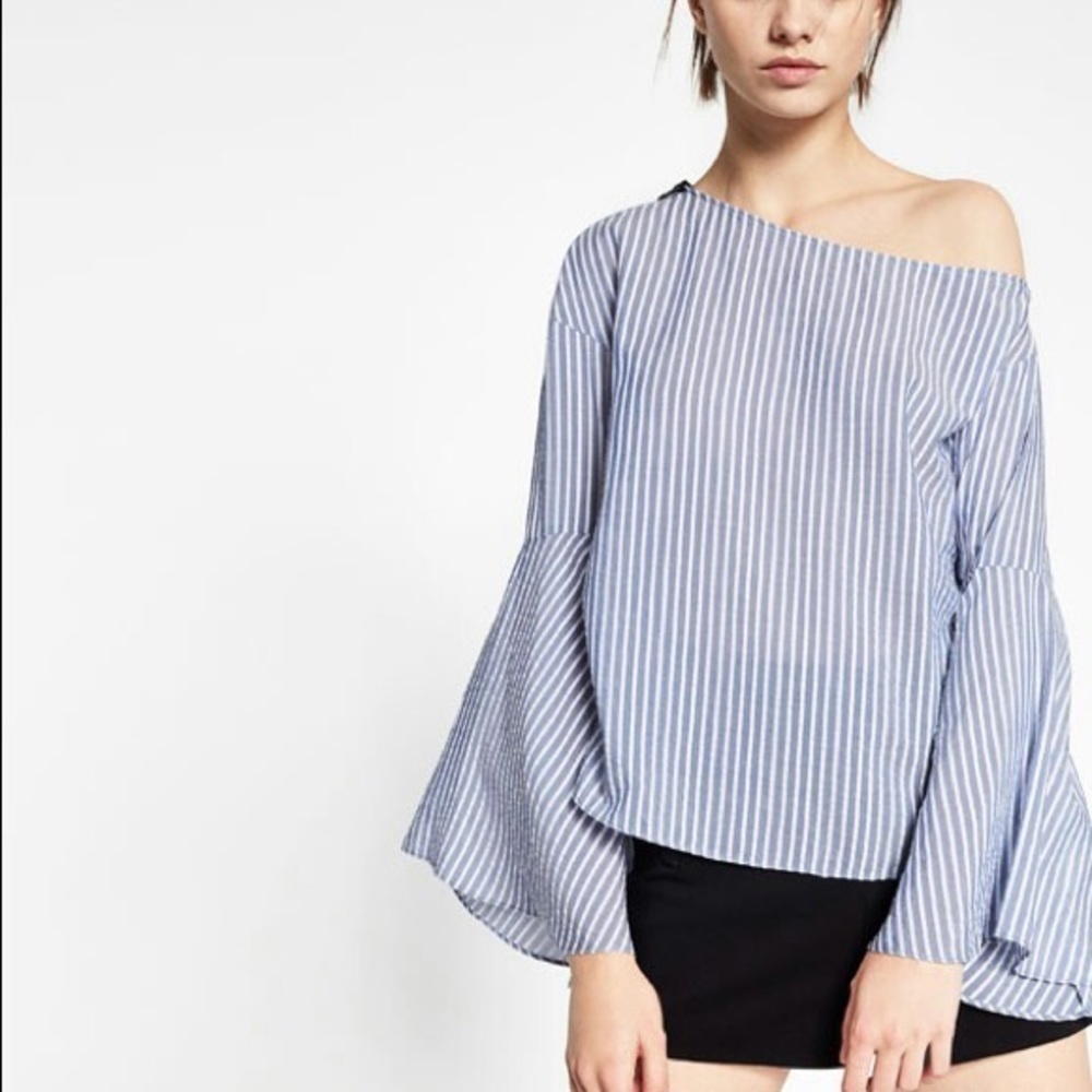 𝅺ZARA Trafuluc Azure-white Striped Pattern Blouse